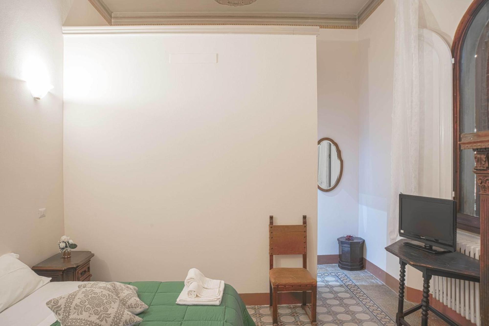 La Chicca B&B Сиена Стая снимка